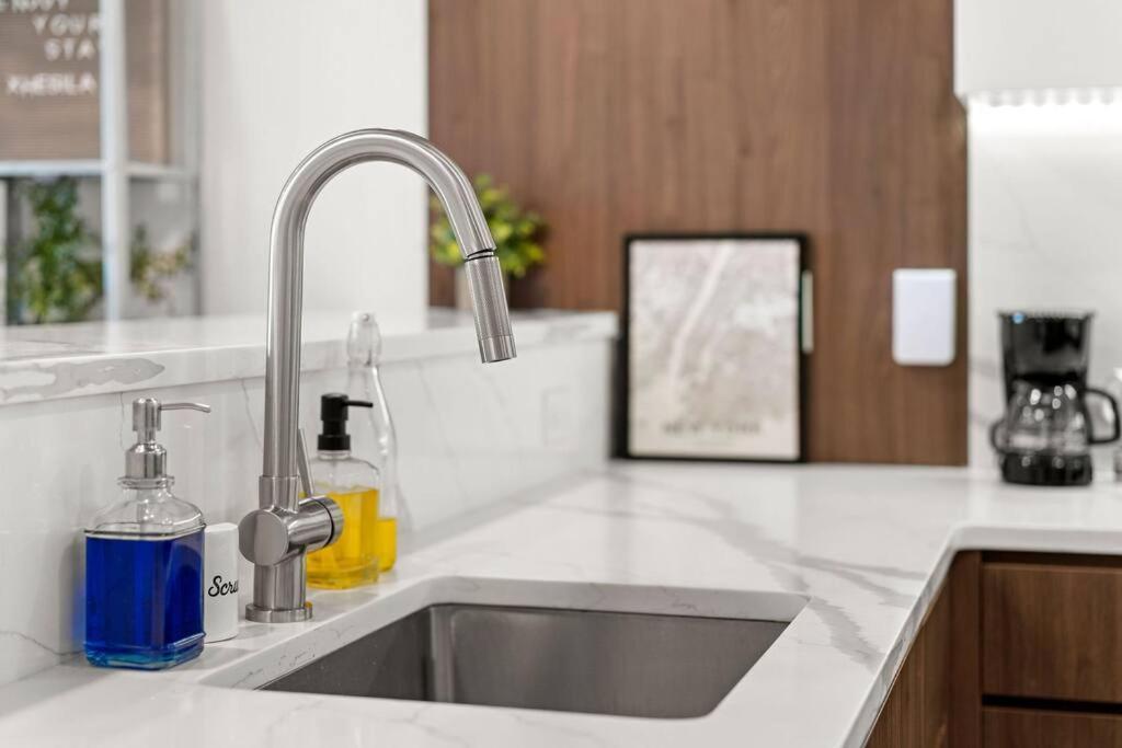 ניוארק Entire Apt/2Bd 2Bth/Amer. Dream Mall/Nyc/Ewr Airpt מראה חיצוני תמונה